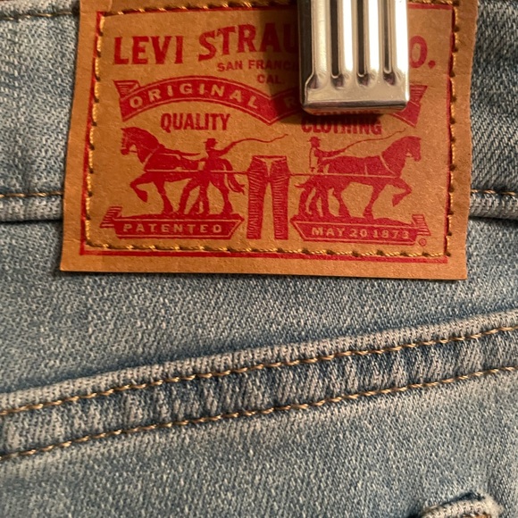Levis 711 Skinny new WOT - Picture 8 of 8